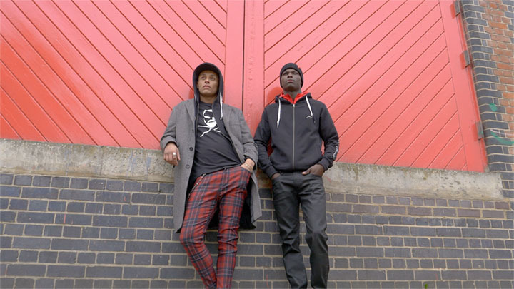 Taylored loop03 posterframe